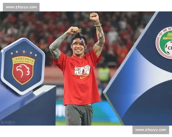 30 米追防难阻泽卡！张琳芃被换背后，海港 6 场 16 球防线裂痕难掩